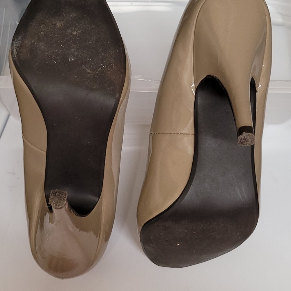 Shoes - Picture 2 of 2